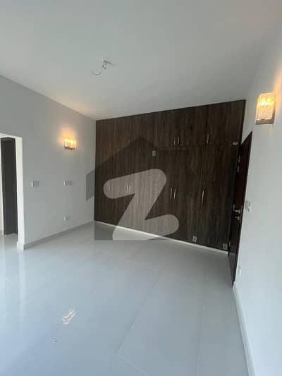 5 Bedrooms Fully Renovated Apartment For Sale In Sasi Dimension 4 In Block 5 Clifton