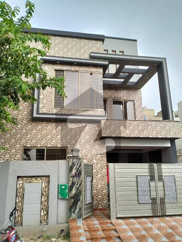 05 Marla House For Rent In Bahria Town Lahore