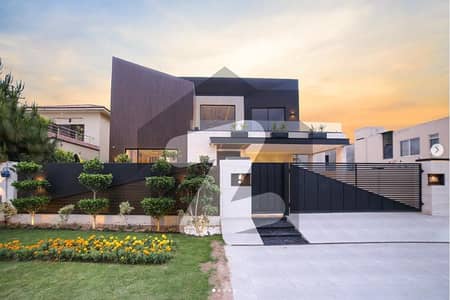 1 KANAL ONE YEAR USED ORIGINAL PICTURES MODERN DESIGN BUNGALOW