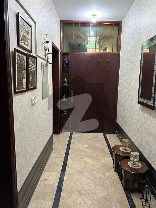 ٹیک سوسائٹی لاہور میں 3 کمروں کا 1 کنال بالائی پورشن 1.1 لاکھ میں کرایہ پر دستیاب ہے۔