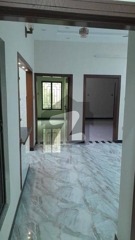 پشاور روڈ راولپنڈی میں 5 کمروں کا 6 مرلہ مکان 3.0 کروڑ میں برائے فروخت۔
