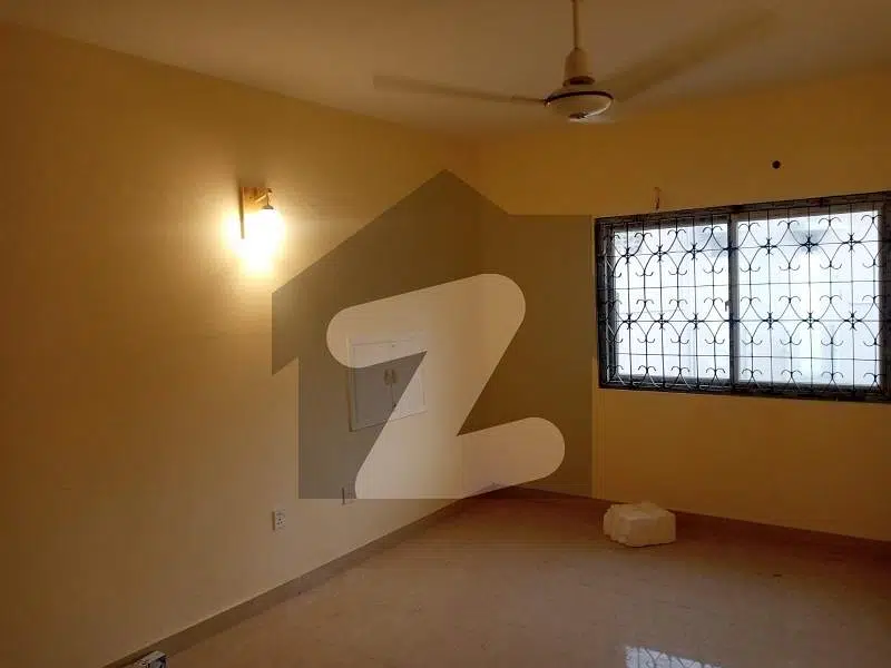 In Karachi You Can Find The Perfect Prime Location House For Sale