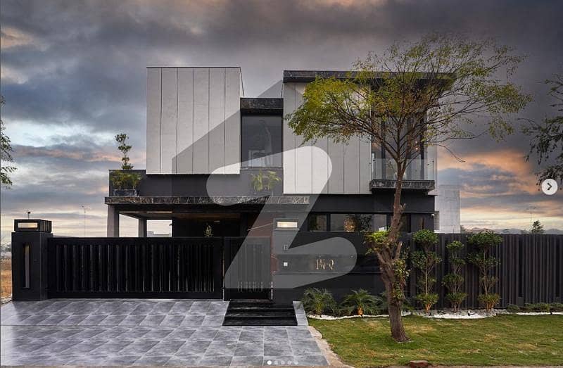 Near DHA Raya Magnificent 1 Kanal Ultra Modern Brand New Luxury House For Sale