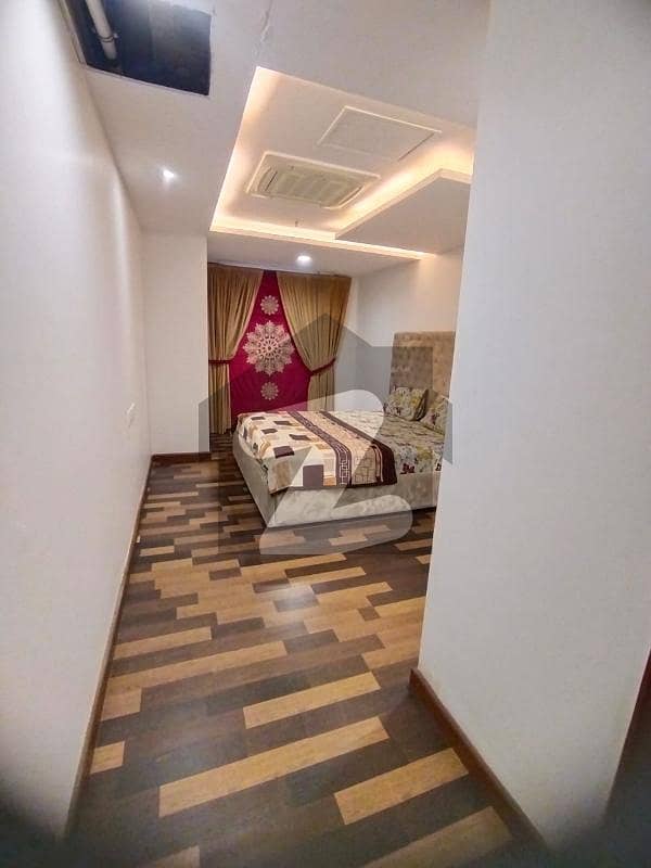 ڈی ایچ اے فیز 4 ڈیفنس (ڈی ایچ اے),لاہور میں 2 کمروں کا 7 مرلہ فلیٹ 3.7 کروڑ میں برائے فروخت۔