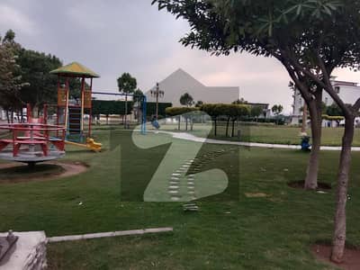 10 Marla Plot File Booking For Sale In Taj Residincia, One Of The Most Important Location Of The Islamabad Discounted Price 11.90Lakh