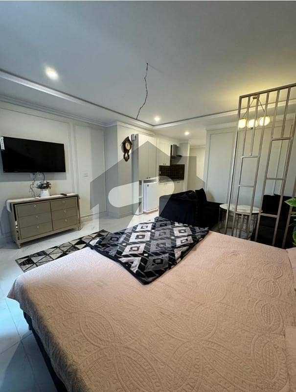 1 Bed 545 Sq. ft Fully Furnished Luxury Apartment Attach Bathroom Tv Lounge Electric Geyser Separate Kitchen Built In 2023