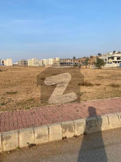 2 Kanal Plus Extra-land Plot Available With Big Front