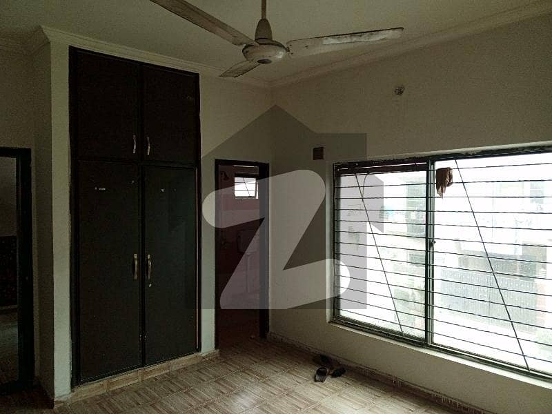 Non Furnished Flat For Rent Johar Town Phase 2 Block G4, Johar Town