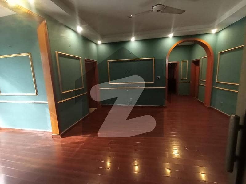 PRIME LOCTION ONE KANAL UPPER PORTION AVAILABLE FOR RENT IN DHA PHASE 2.