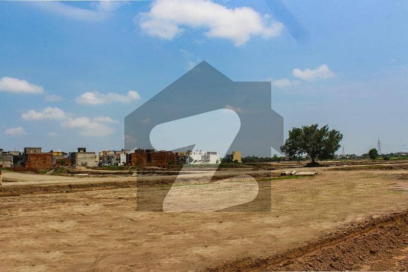 5 MARLA PLOT 40 FEET WIDE ROAD POSSESSION PAID (COME FOR FAIR DEAL)