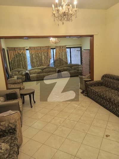 زمزمہ کراچی میں 5 کمروں کا 1 کنال مکان 4.0 لاکھ میں کرایہ پر دستیاب ہے۔