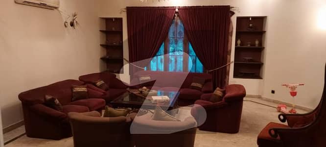 1000 Yards Bungalow For Sale In Phase VI DHA Karachi