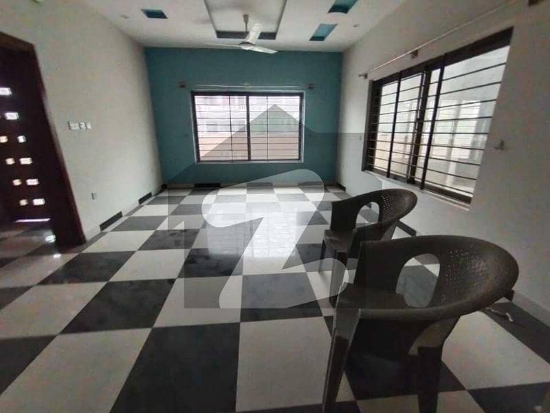 ELEGANT 10 MARLA DOUBLE UNIT HOUSE FOR RENT IN DHA 2