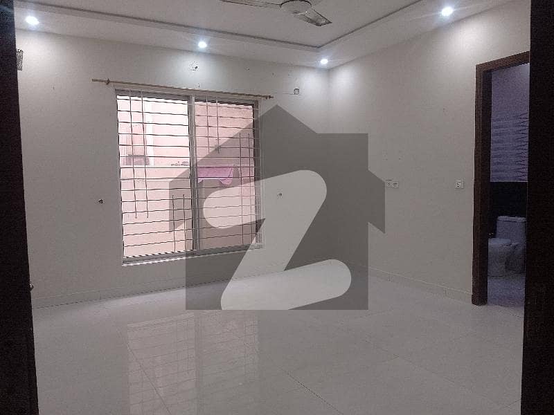 10 Marla Lower Portion For Rent Sector B Behria Town Lahore