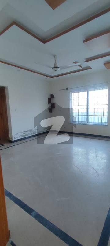 A Well Designed Upper Portion Is Up For Rent In An Ideal Location In D-17