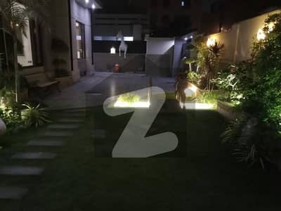 ڈی ایچ اے فیز 5 ڈی ایچ اے ڈیفینس,کراچی میں 10 کمروں کا 2 کنال مکان 29.5 کروڑ میں برائے فروخت۔