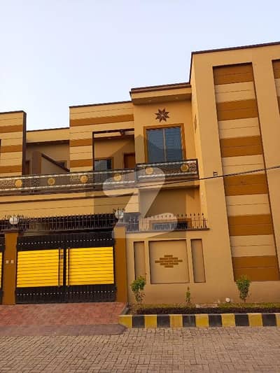 Shalimar colony 5 Marla house available for sale in Multan