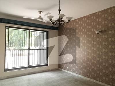 CANTT,COMMERCIAL BUILDING FOR RENT MAIN BOULEVARD GULBERG MODEL TOWN GARDEN TOWN SHADMAN LAHORE CANTT,COMMERCIAL BUILDING FOR RENT MAIN BOULEVARD GULBERG MODEL TOWN GARDEN TOWN SHADMAN LAHORE