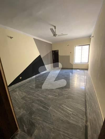 علامہ اقبال ٹاؤن ۔ عمر بلاک علامہ اقبال ٹاؤن,لاہور میں 6 کمروں کا 10 مرلہ مکان 3.5 کروڑ میں برائے فروخت۔