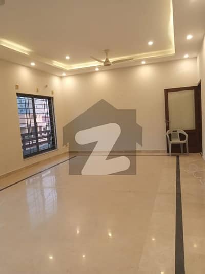4500 Square Feet Upper Portion For Rent In E-11