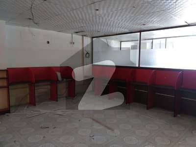 Gulberg 1125 Sqft (Rented) Office Is Available For Sale