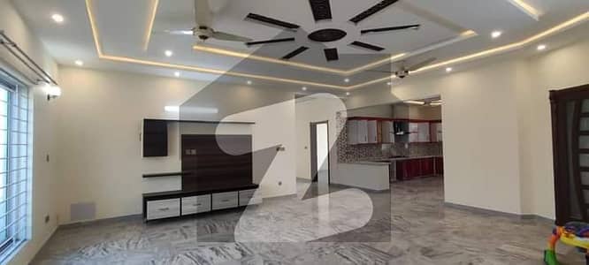 1 Kanal Ground Portion Available For Rent