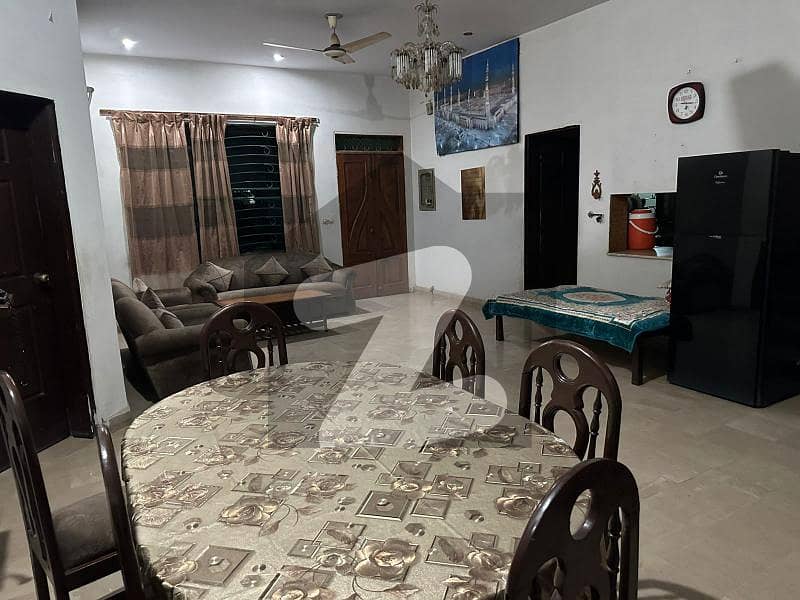 ویلینشیاء ہاؤسنگ سوسائٹی لاہور میں 5 کمروں کا 1 کنال مکان 4.7 کروڑ میں برائے فروخت۔