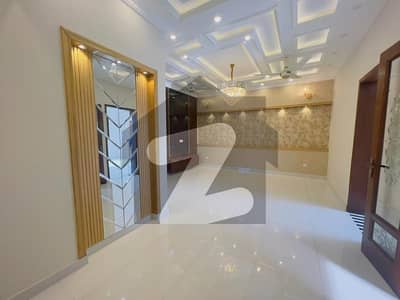 10 Marla House Available For Rent In Nargis Block Sector C Bahria Town