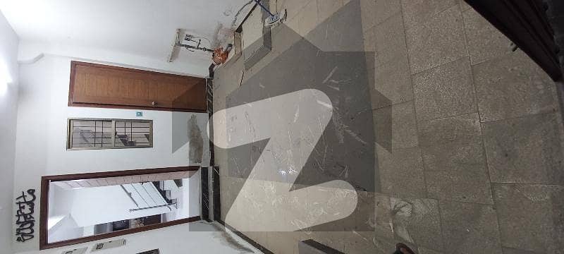 گلشن عثمان ہاؤسنگ سوسائٹی کراچی میں 4 کمروں کا 5 مرلہ مکان 55.0 ہزار میں کرایہ پر دستیاب ہے۔
