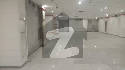 1 KANAL HAL FOR RENT NEAT AND CLEAN FOR OFFICE WEAR HOUSE AND AMBRODIERY hot location