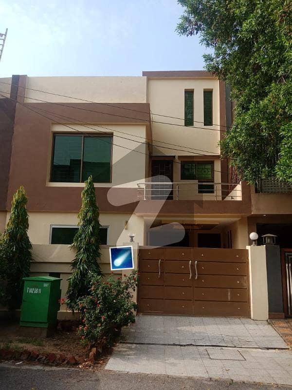 5 Marla House For Sale At Very Ideal Location In Bahria Town Lahore
