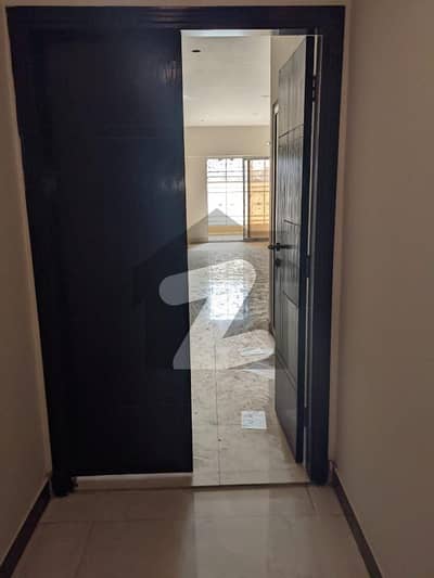 4 BED DD 2300 SQF ON RENT