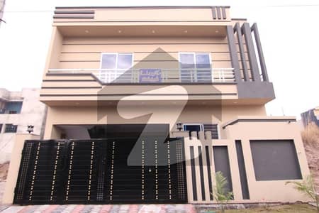 A Beautiful 6 Marla One And Half Storey House For Sale