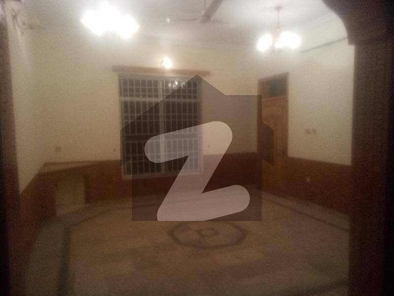 Livable house in good Condition on Defense road Near Caltex road , New Lalazar for Sale