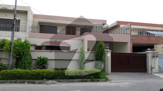 Ideal Location 12-Marla House For Rent In Askari-9, Lahore Cantt