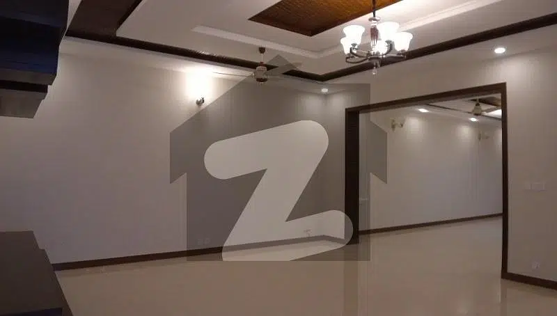 Modern Luxury Upper Portion 40 X 80 For Rent In G-13 Islamabad