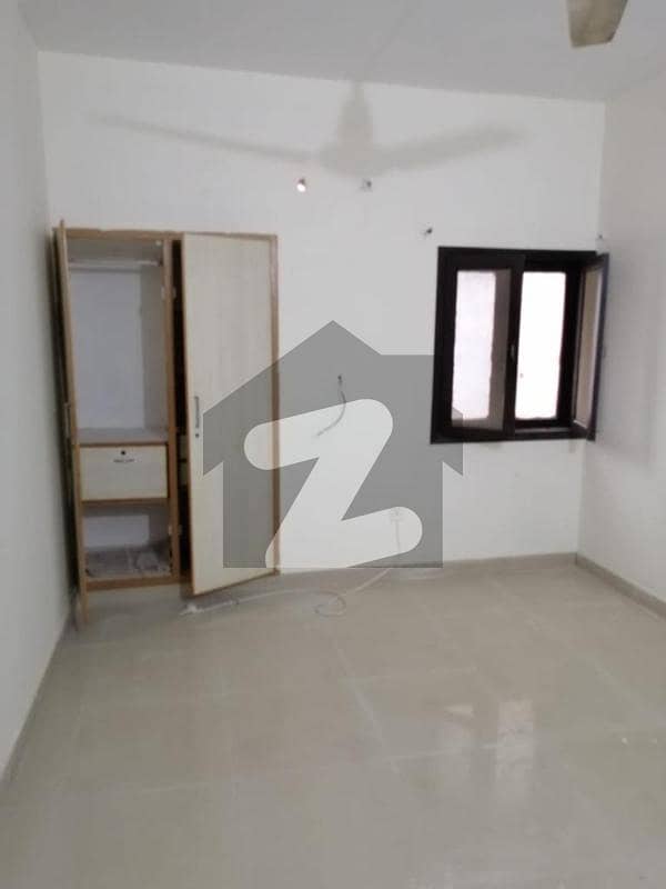 House For Sale 220 Square Yards In Gulshan-E-Iqbal Block 7