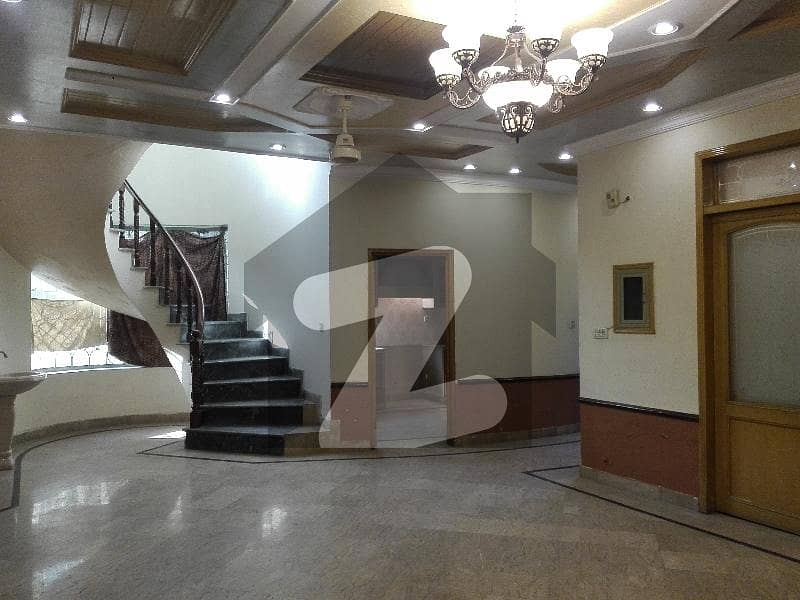 1 Kanal Lower Portion For Rent In Lahore