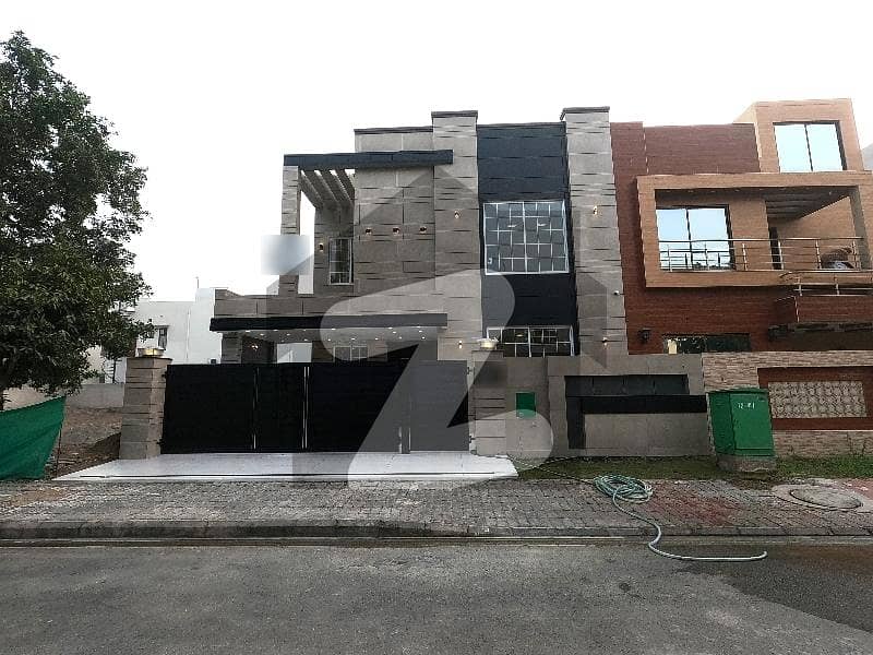 Investors Should Sale This Prime Location House Located Ideally In Bahria Town