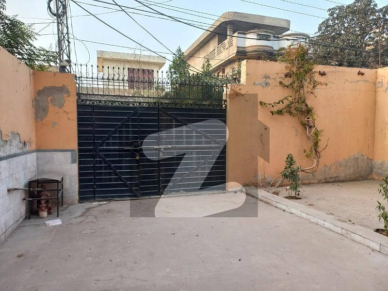 10 Marla House Available For Rent At Afshan Colony Sargodha Road