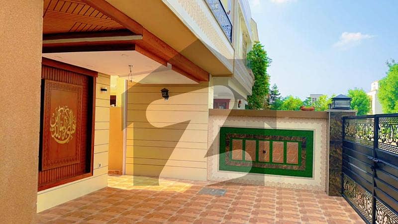 Super Hot Location 10 Marla Modern House Situated at Central Block Ready For Possession All Facilities Are Available Here For Sale In Reasonable Price