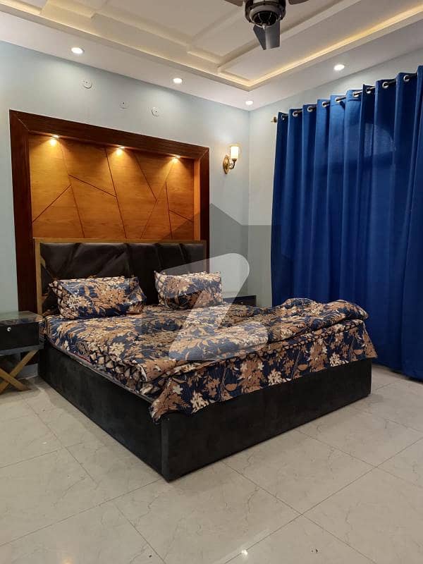 ڈی ایچ اے فیز 5 ڈیفنس (ڈی ایچ اے),لاہور میں 2 کمروں کا 10 مرلہ مکان 90.0 ہزار میں کرایہ پر دستیاب ہے۔