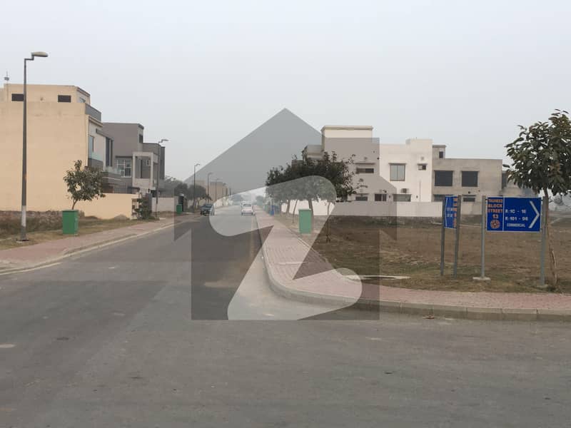10 Marla Possession Plot in Tauheed block Bahria Town