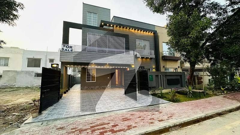 Brand New 10 Marla House Available For Sale In Rafi Block Bahria Town Lahore
