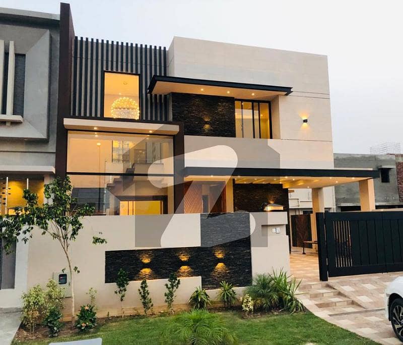 10 Marla Modern House For Sale Very Reasonable Price -In Dha Phase 7