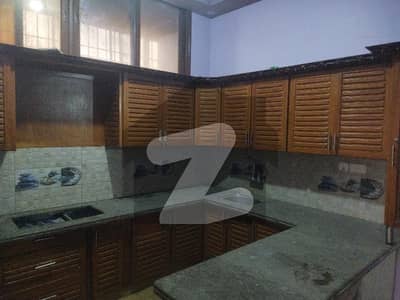 200 Sq Yd Ground Floor Portion Available For Rent In Gulistan E Jauhar