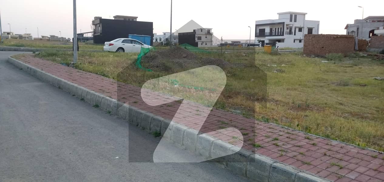 Boulevard Corner Heighted Area Solid Plot For Sale