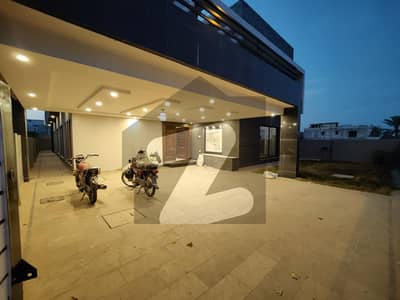Beautiful One Kanal House Available For Rent
