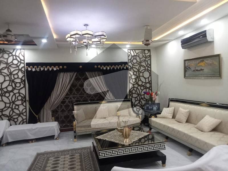 ڈی ایچ اے فیز 3 ڈیفنس (ڈی ایچ اے),لاہور میں 5 کمروں کا 1 کنال مکان 7.95 کروڑ میں برائے فروخت۔