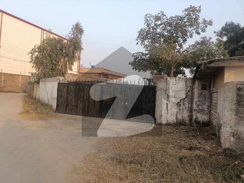 2 KANAL WAREHOUSE AVAILABLE FOR RENT